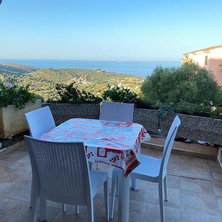Case Vacanze Dany Budoni Bagian luar foto